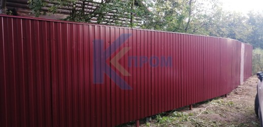 Забор из профнастила под ключ с двухсторонним полимерным покрытием